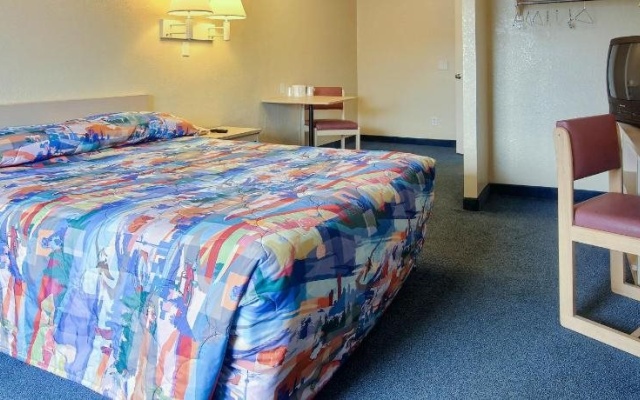 photo 2 of Motel 6 Palm Bay