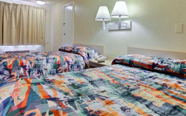 photo 3 of Motel 6 Palm Bay