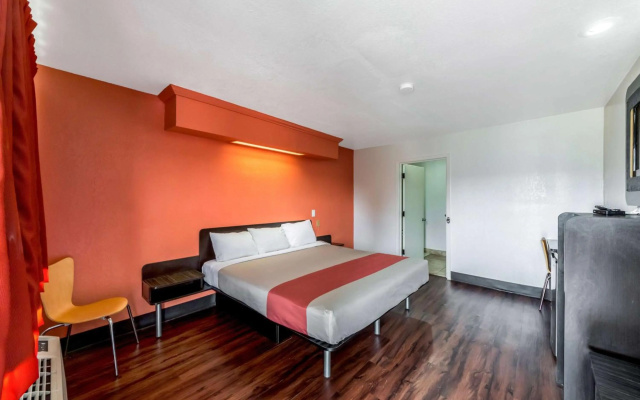 photo 5 of Motel 6 San Antonio, Tx - Frost Bank Center