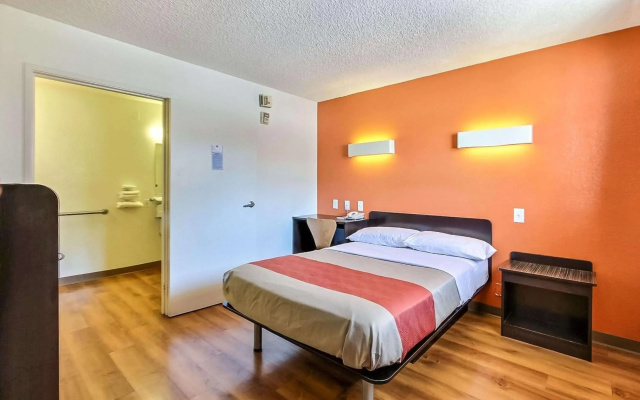 photo 5 of Motel 6 San Jose, CA - Airport