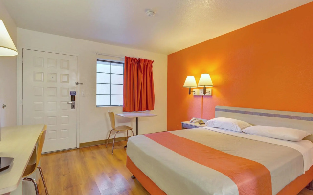 photo 5 of Super 8 by Wyndham Santa Rosa North