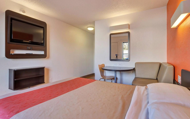 photo 3 of Motel 6 – Santa Rosa, CA - South