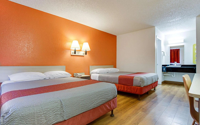 photo 3 of Motel 6 Tempe, AZ - Scottsdale South