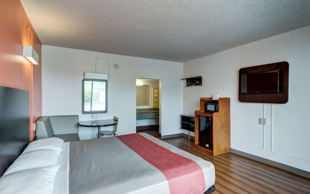 photo 5 of Motel 6 Somerset, KY