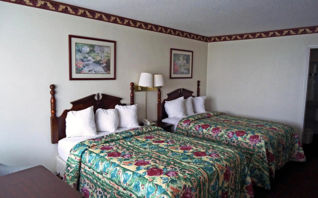 photo 4 of Motel 6 Troy, OH