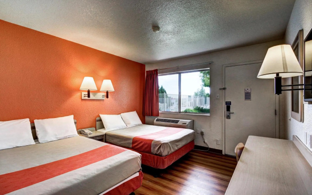 photo 3 of Park Inn by Radisson, Wells