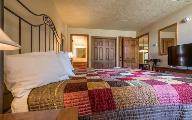 photo 4 of Mountain Plaza Condominium 627 - 2 Br Condo
