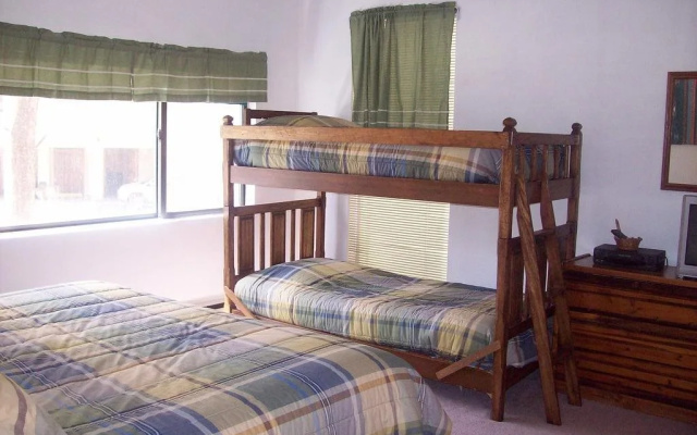 photo 3 of Mountainwood - 2 Bedroom Condo #106 - LLH 46801