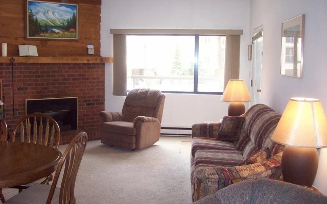 photo 2 of Mountainwood Condominium 103 - 2 BR