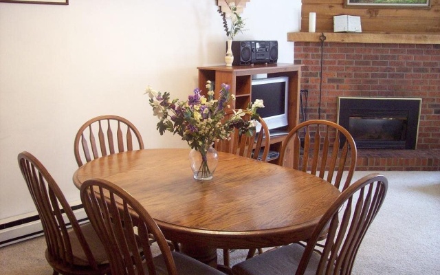 photo 5 of Mountainwood Condominium 103 - 2 BR