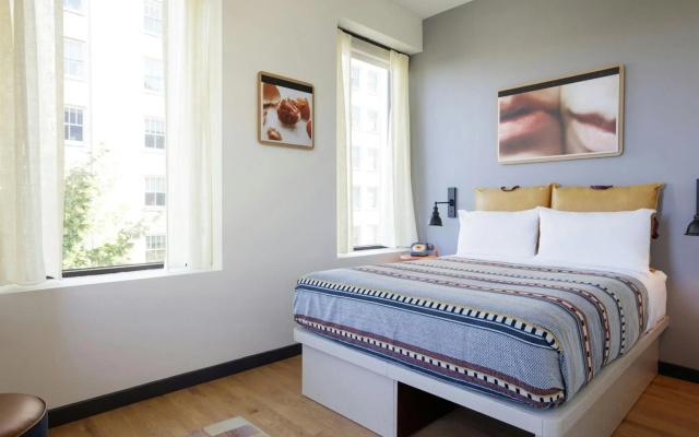 photo 5 of Moxy Richmond Downtown