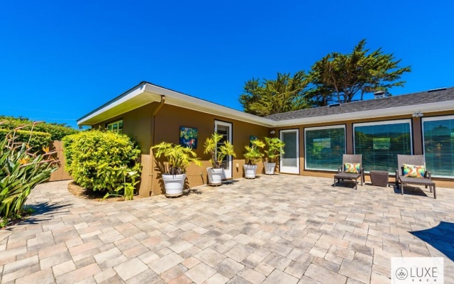 photo 5 of MV 14: Beach Retreat Close to the Beach and Carmel