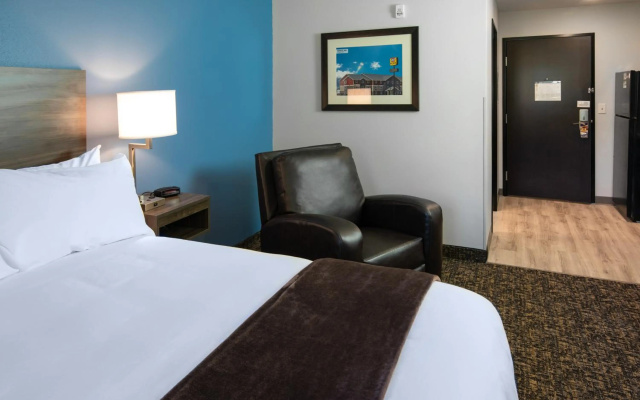 photo 2 of My Place Hotel-Portland East, OR