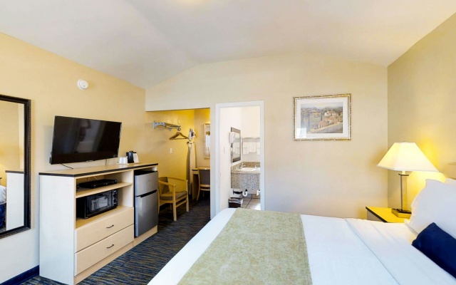 photo 3 of Napa Discovery Inn