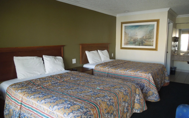 photo 3 of National Inn Garden Grove