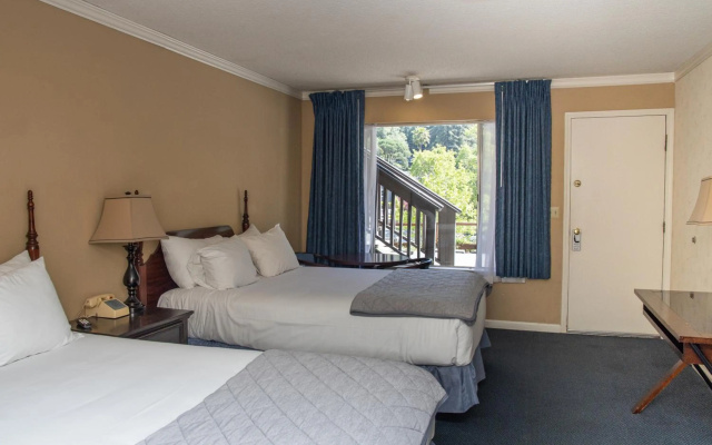 photo 2 of The Occidental Lodge