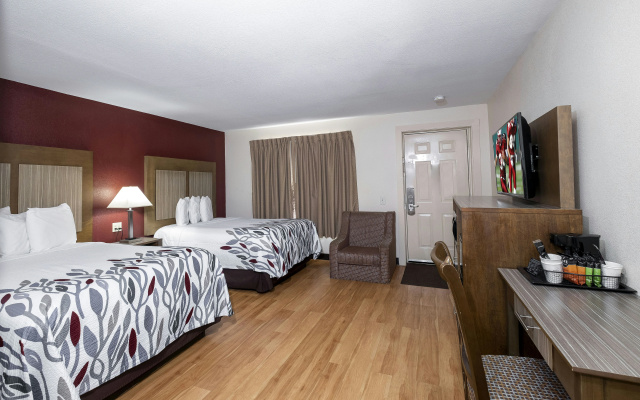 photo 4 of Red Roof Inn Neptune - Jersey Shore