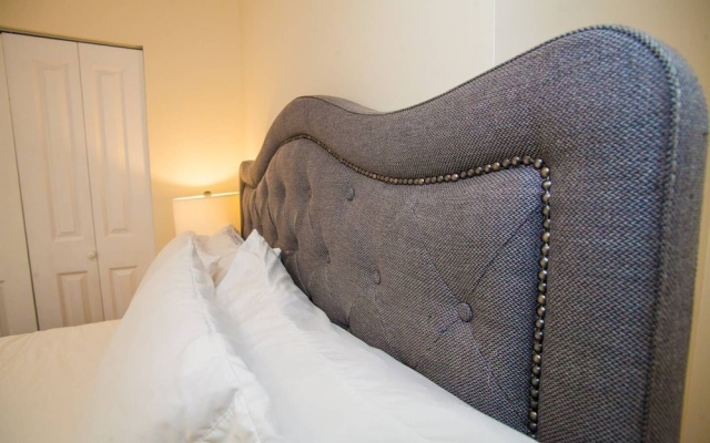 photo 4 of NEW 4 Bed 2 Full Bath Condo Near Back Bay