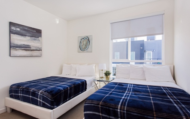photo 2 of New Downtown LA Luxury Jr. Penthouse