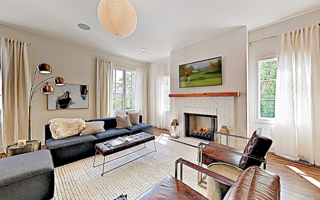 photo 2 of New Listing! Brand-new 2,235 Square Foot Townhome 3 Bedroom Townhouse