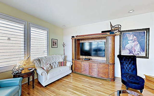 photo 5 of New Listing! Chic Alki Beach W/ Bay Views 4 Bedroom Home