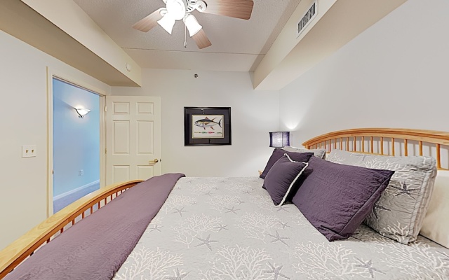photo 5 of New Listing! Downtown Riverfront W/ Balcony 1 Bedroom Condo