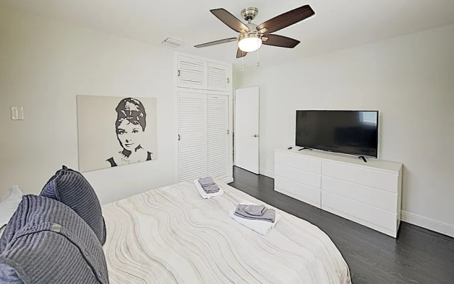 photo 5 of New Listing! Modern Art Haven W/ Pool - Near Beach 3 Bedroom Home