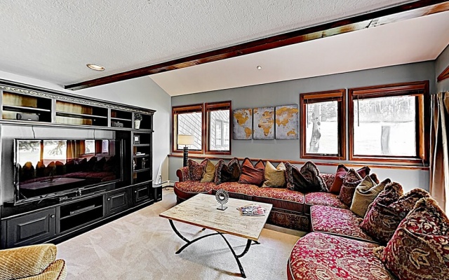 photo 2 of New Listing! Mountain-view Gem W/ Private Hot Tub 4 Bedroom Duplex