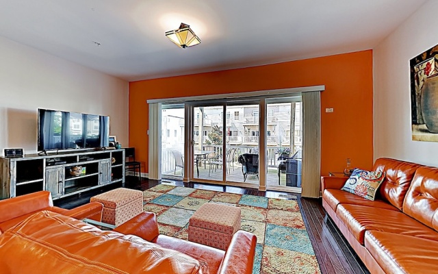 photo 3 of New Listing! Seaside Ge Gem W/ Balcony & Pool 3 Bedroom Townhouse