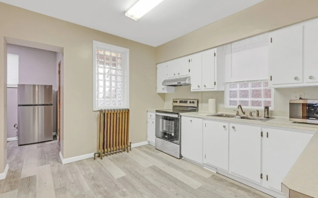 photo 5 of Spacious 3BR Home near Downtown, Oakland & East Liberty! Max 15 nights by RedAwning