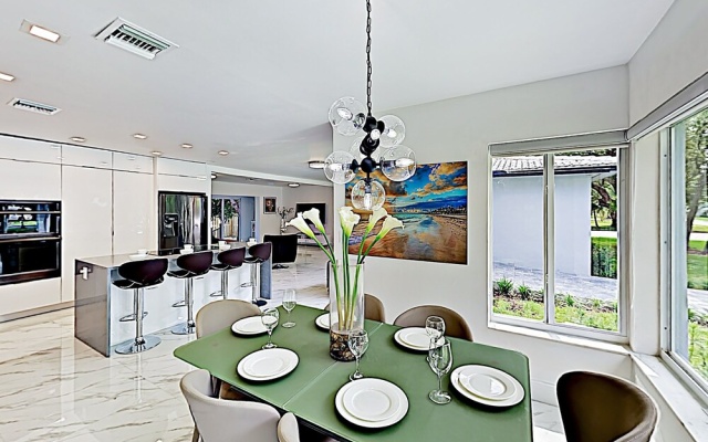 photo 5 of New Listing! Ultra-modern Luxury W/ Hot Tub 4 Bedroom Home