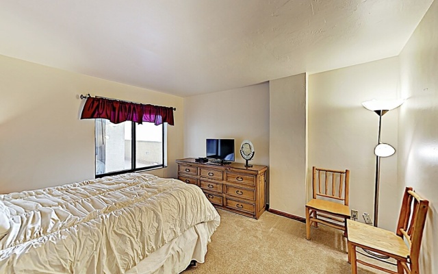 photo 5 of New Listing! Updated Ski Getaway -- Steps To Lift 2 Bedroom Condo