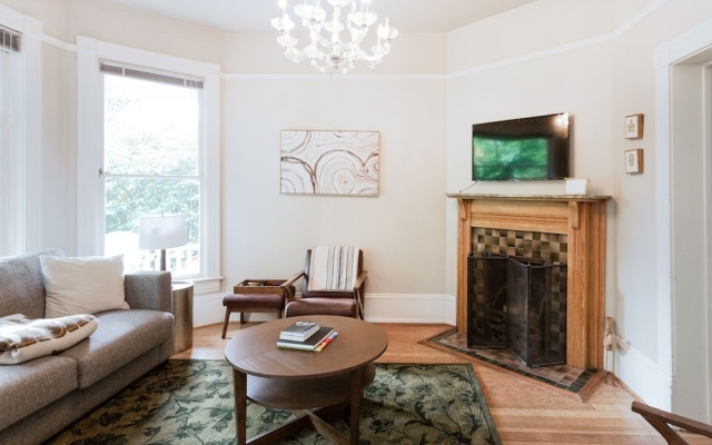 photo 3 of New Listing! Updated Victorian W/ Lake Union Views 3 Bedroom Home