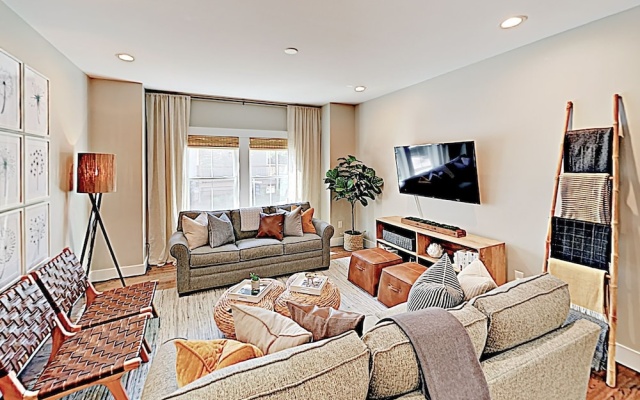 photo 3 of New Listing! Weaver: A Modern Lake Louise Gem 4 Bedroom Home
