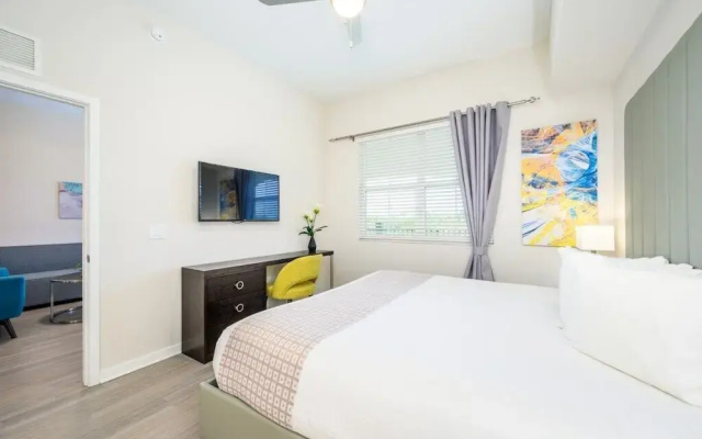 photo 3 of Epic Universe New Modern Vista Cay Reserve Condo - 5007