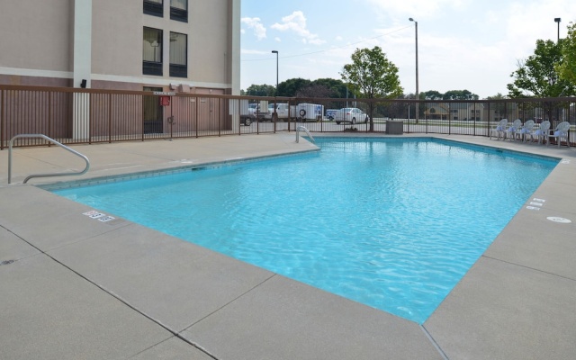 photo 5 of New Victorian Inn & Suites