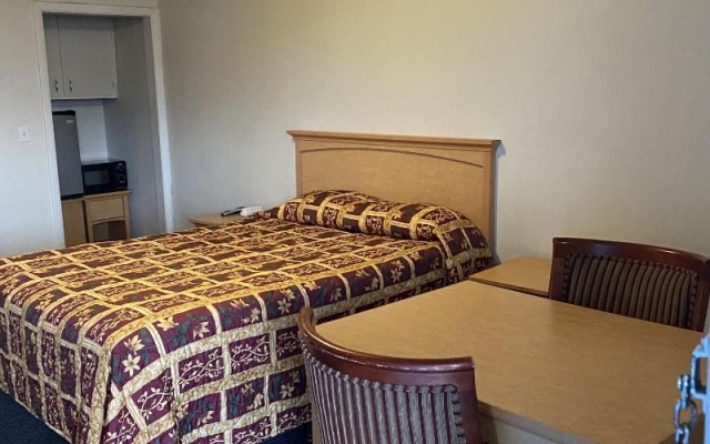 photo 3 of New West Motel