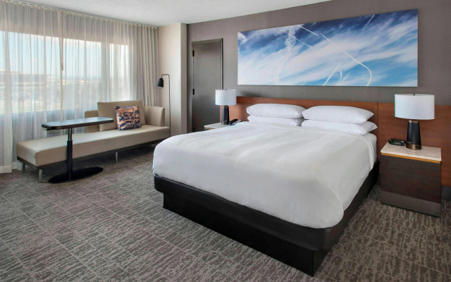 photo 4 of Newark Liberty International Airport Marriott