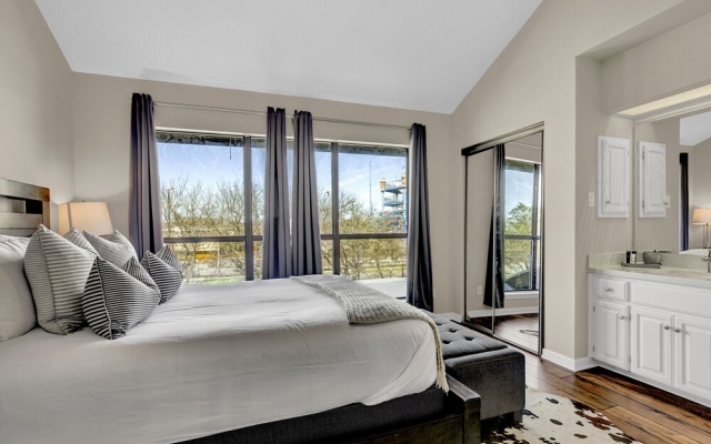 photo 4 of Luxury Riverfront Condo 1 BLK to Schlitterbahn!
