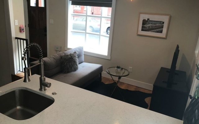 photo 2 of Renovated & Modern Home in Downtown Philly