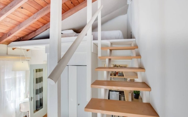 photo 4 of Nirvana~ Loft Studio @venice Short/long Studio Bedroom Apts