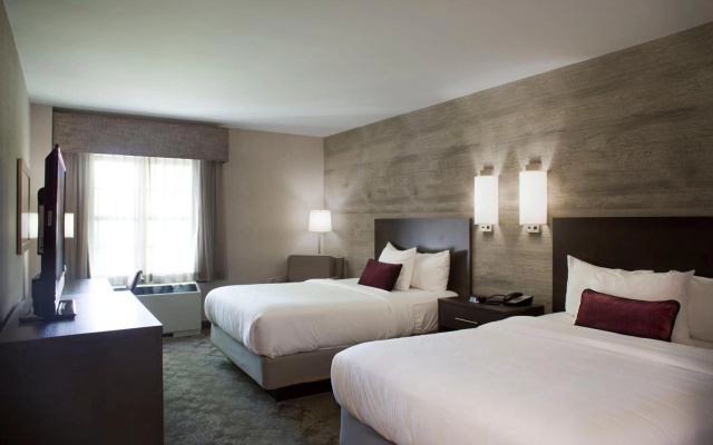 photo 3 of Normandy Farm Hotel and Conference Center