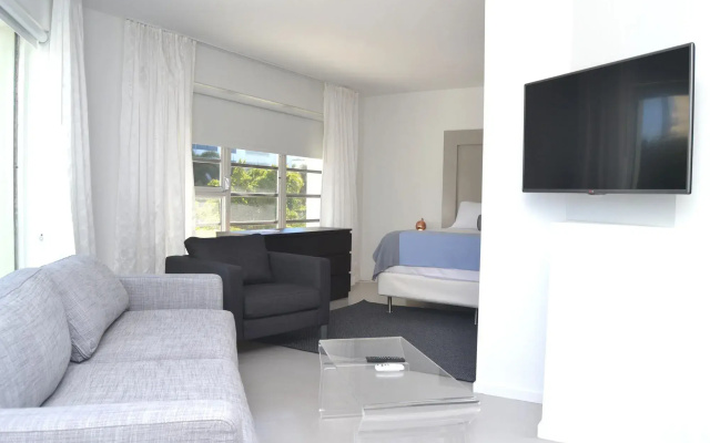 photo 5 of North Beach Hotel