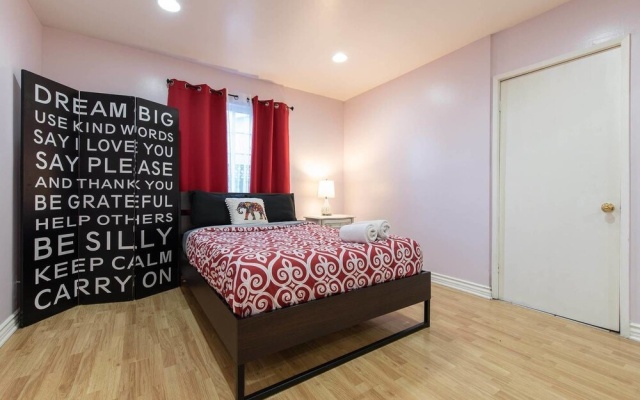 photo 2 of North Hollywood Spacious Vacation Paradise 3 Bdr