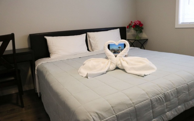 photo 4 of North Seattle Guesthouse