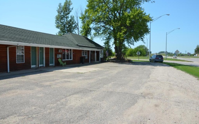 photo 3 of Northland Inn
