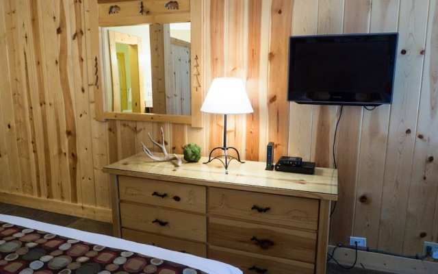 photo 4 of Northstar Village 215