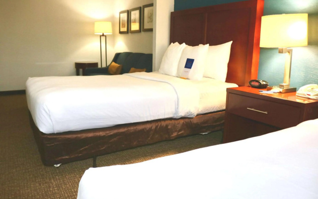 photo 4 of Comfort Suites Near Casinos Norwich-Uncasville CT
