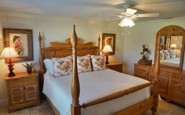 photo 5 of NP100TH 712 3 Bedroom Holiday Home by Marco Naples Vacation Homes