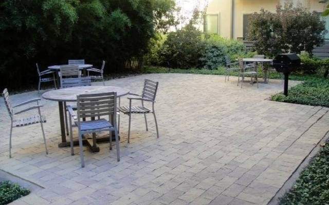 photo 5 of Oakwood At 7560 Bishop Road